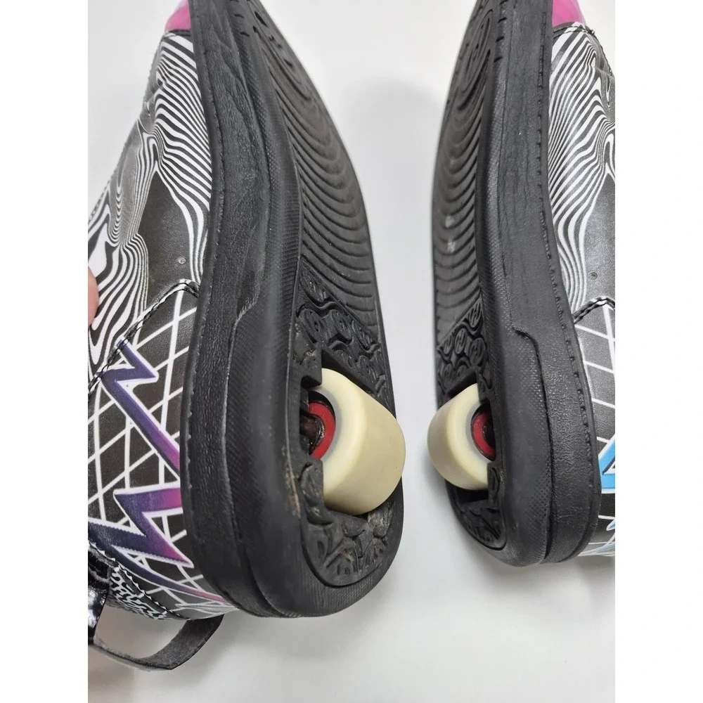 Heelys Voyager X Vapor95 Shoes Mens Size 10 Multicolor Graphic Wheels HES10